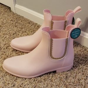 Jack Roger's Pink Rainboot- size 9